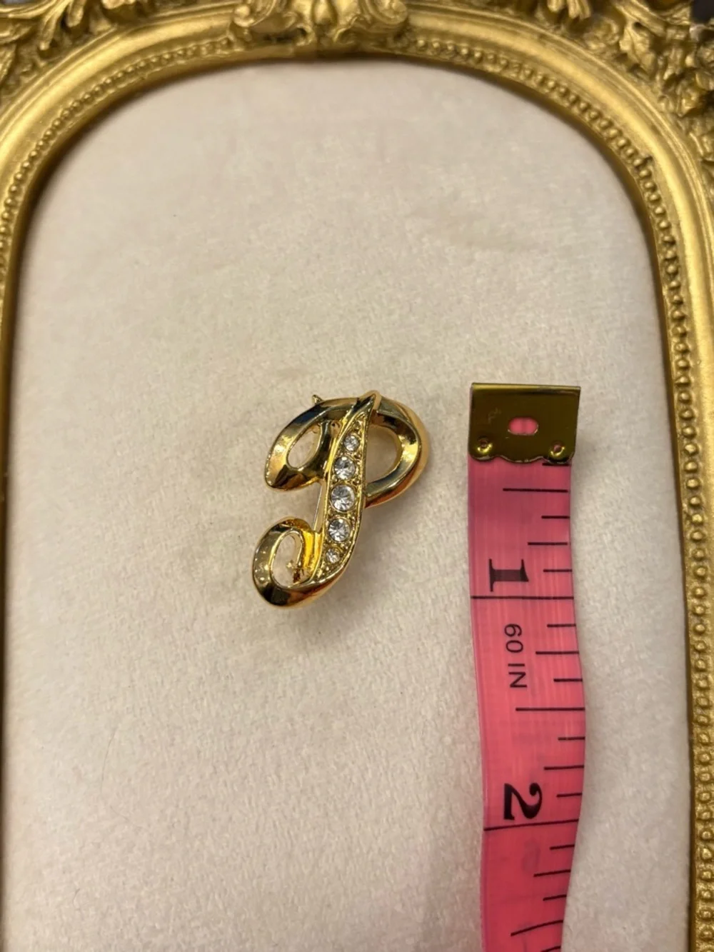 Vintage Brooch Pin 1